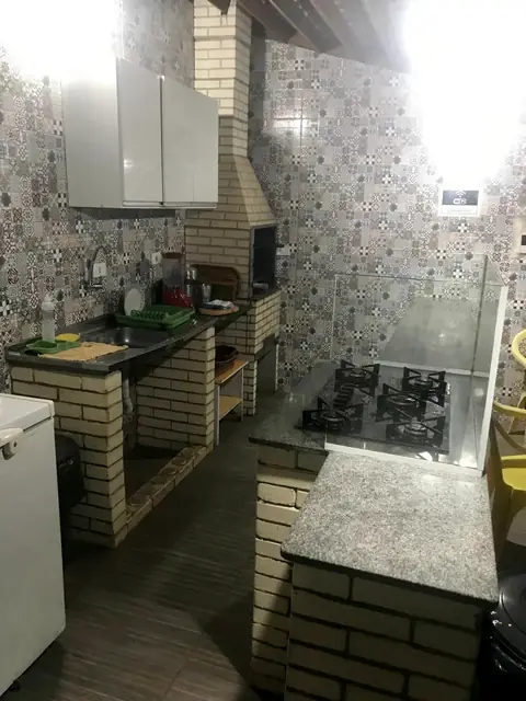 Cozinha compacta e equipada